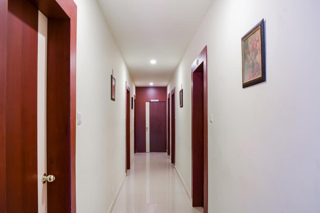 Capital O 67249 Hotel Planet Bhubaneswar Bagian luar foto