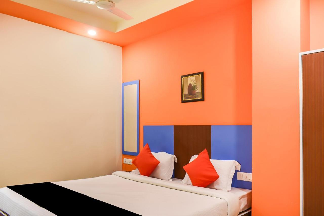 Capital O 67249 Hotel Planet Bhubaneswar Bagian luar foto